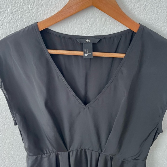 H&M Black Pullover Midi Dress - 12 - Picture 1 of 3